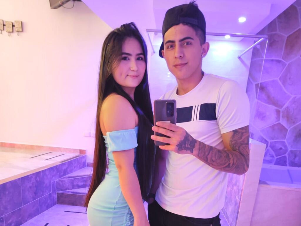 AdanAndZoe webcam model profile image