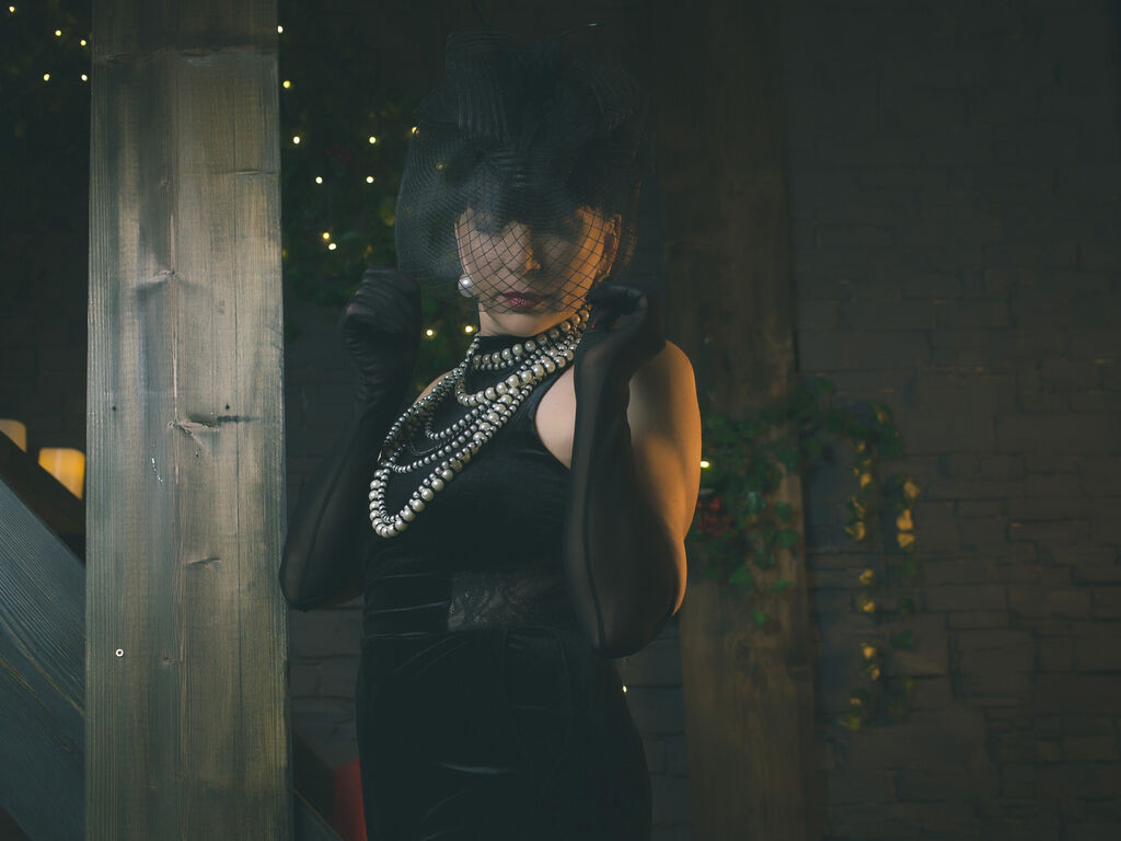 AlauraFox webcam model profile image