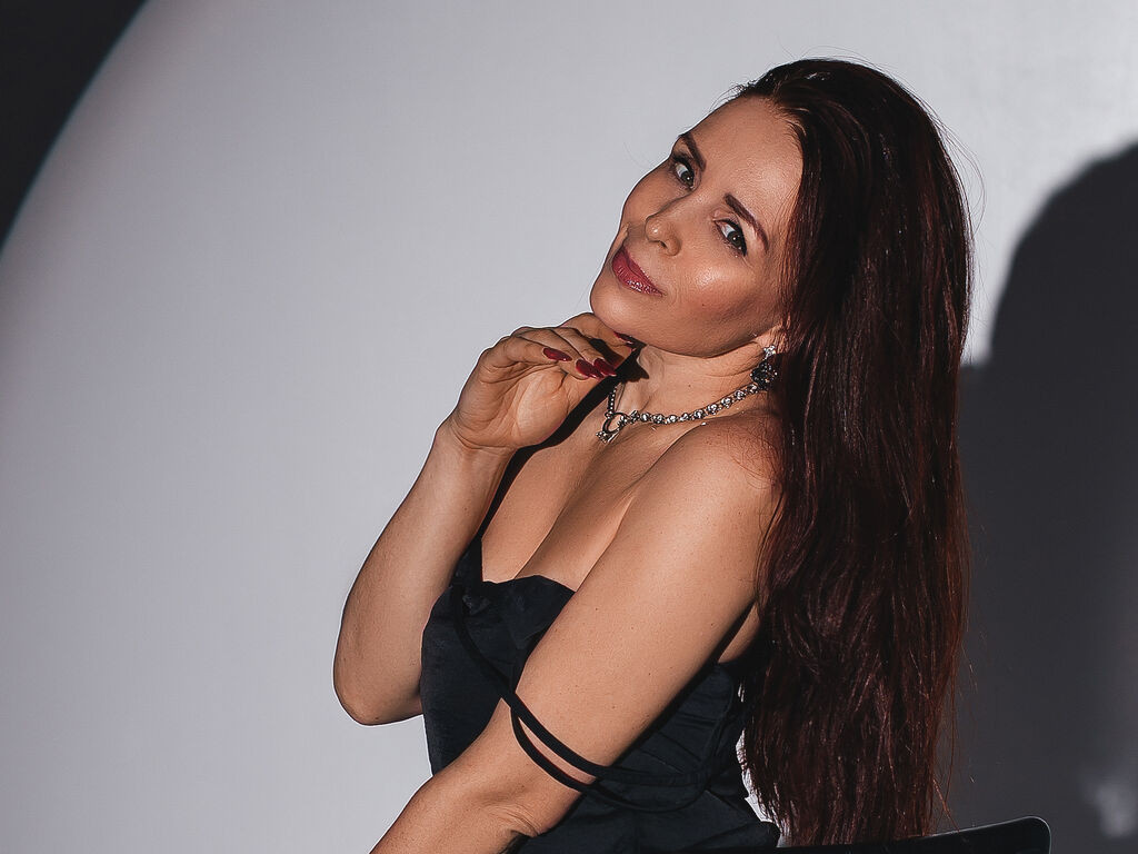 AlexisSweet webcam model profile image