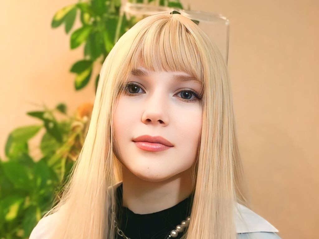AngelLoo webcam model profile image
