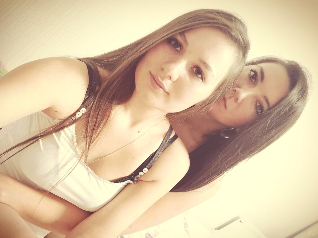 AnyAndAmy LiveJasmin cam model preview