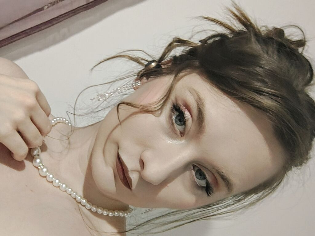 AreteFrost webcam model profile image