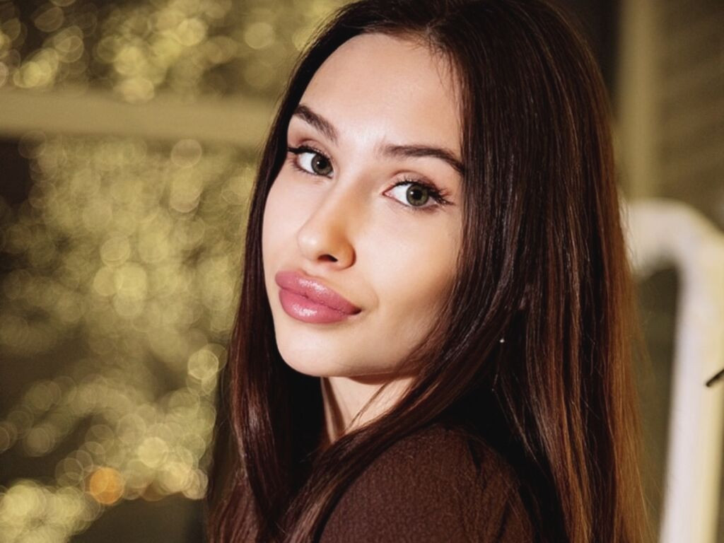 AryaMaise LiveJasmin cam model preview