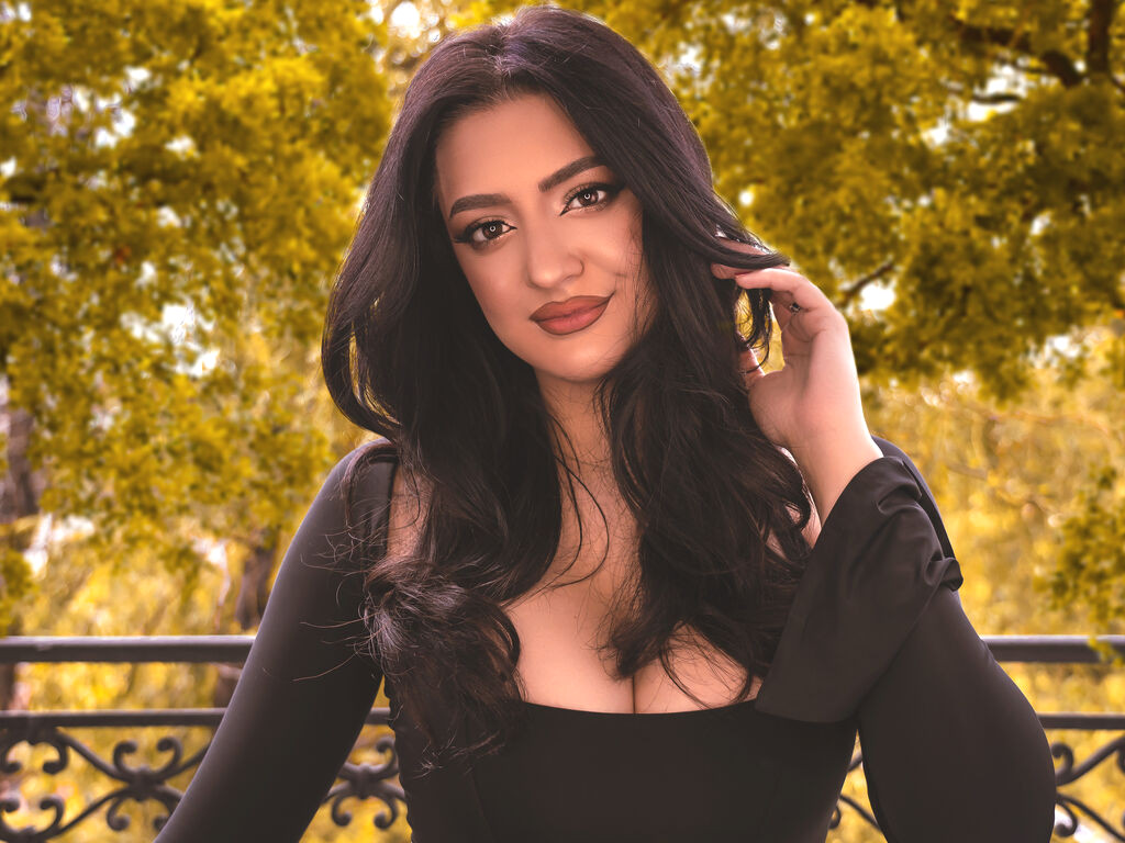 AyanaGlace webcam model profile image