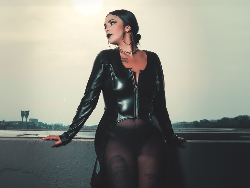 DanaWeil webcam model profile image