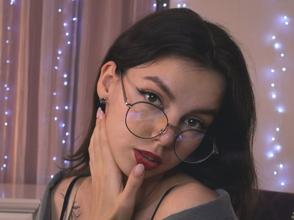 DawnDiggle LiveJasmin cam model preview