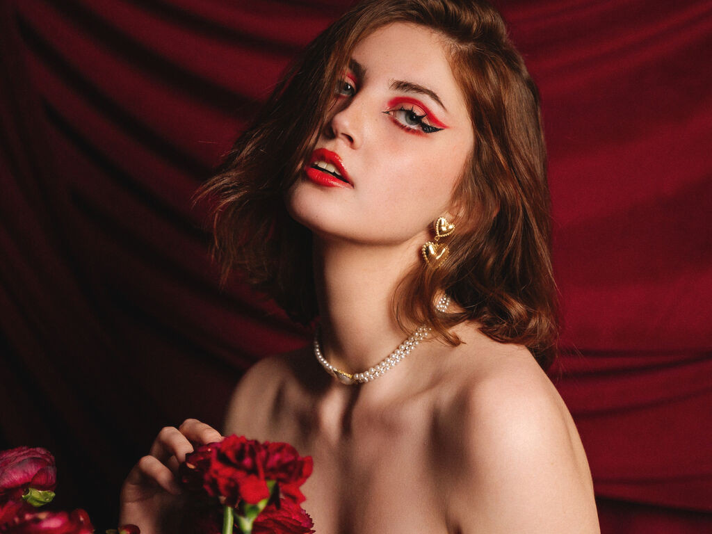 EllaFoster webcam model profile image