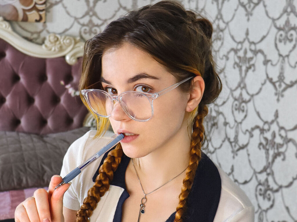ElzaBliss LiveJasmin cam model preview