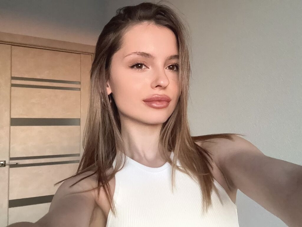 EmilySkout LiveJasmin cam model preview