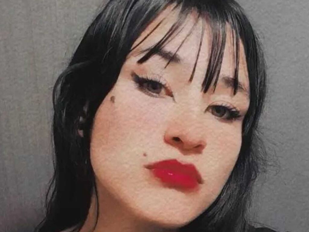 IsabellaCrow webcam model profile image