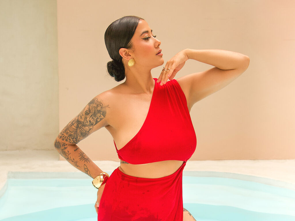 JuliahLewis webcam model profile image