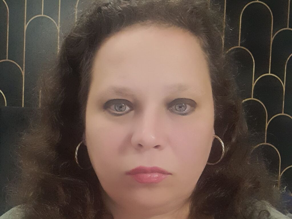 KarolineWilson webcam model profile image