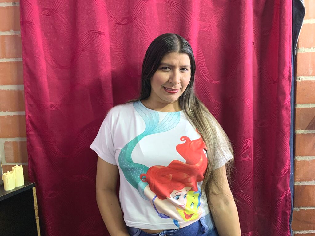 KassandraVic webcam model profile image