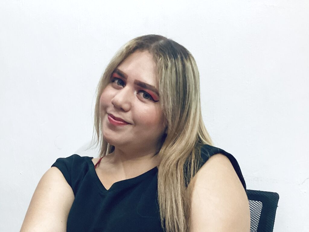 KataleyaGrimm webcam model profile image