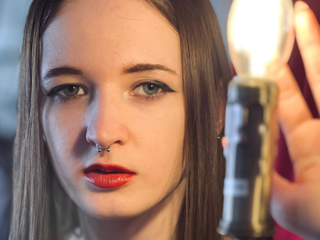 KaterinaKayer webcam model profile image