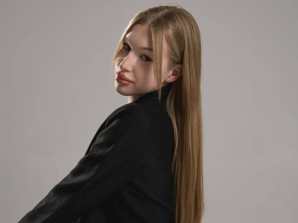 KatyMid LiveJasmin cam model preview