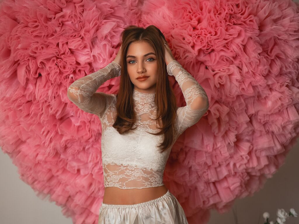 LauraPresley webcam model profile image