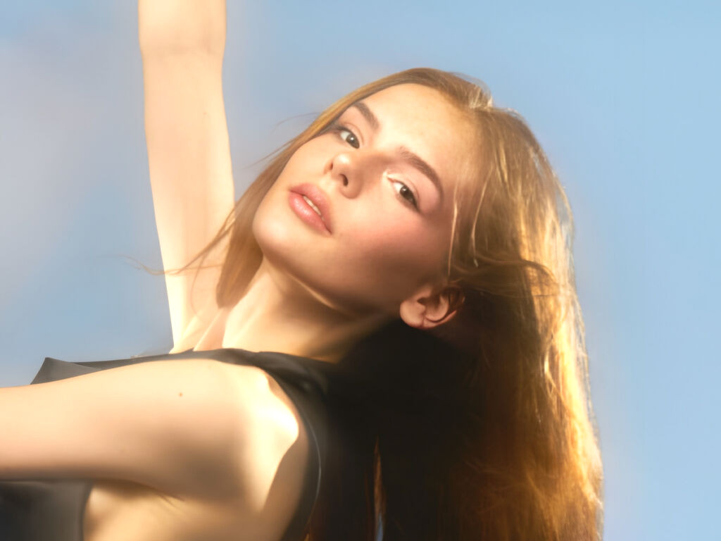 LiasHome webcam model profile image