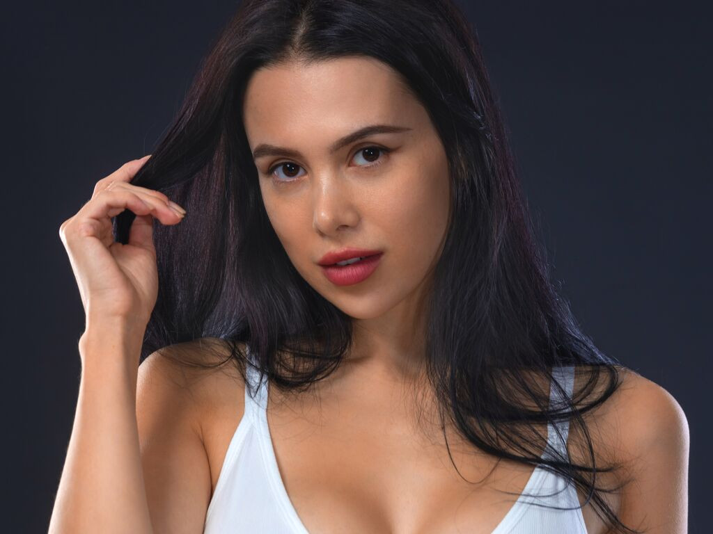 LiliEris webcam model profile image