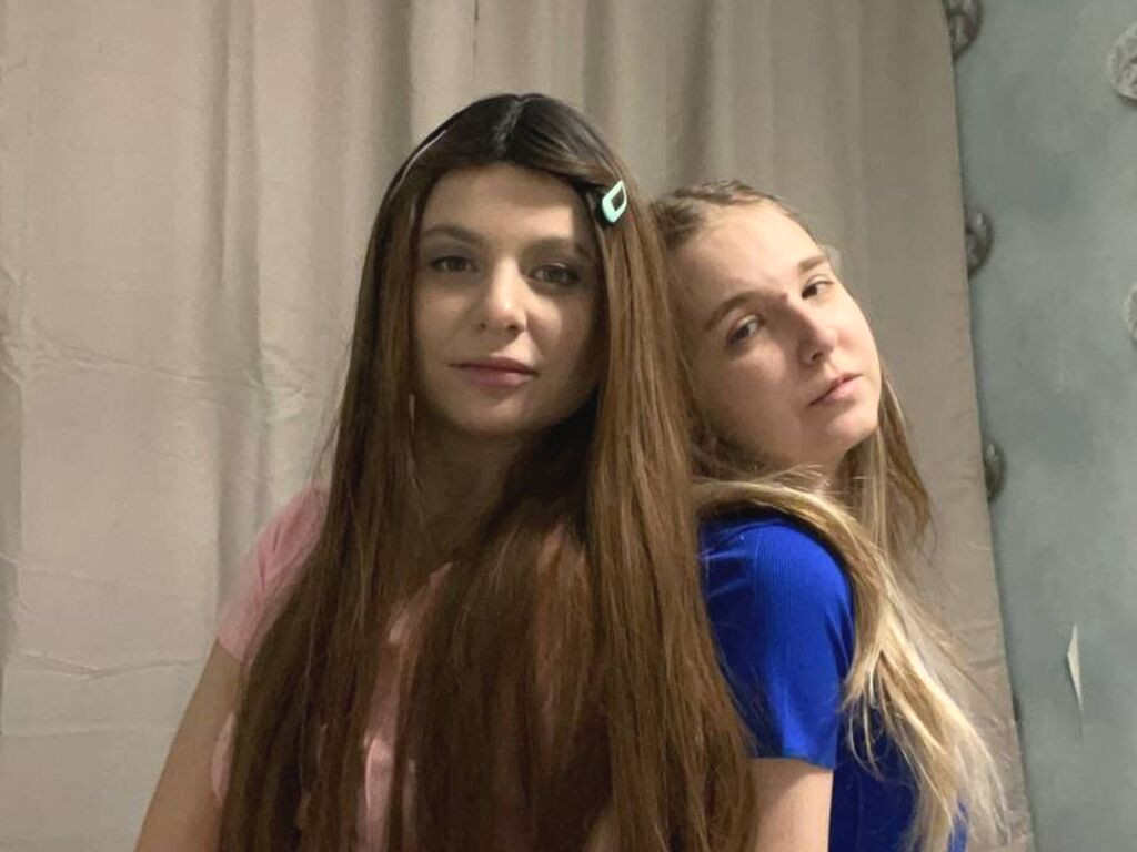 LynetteAndDoris LiveJasmin cam model preview