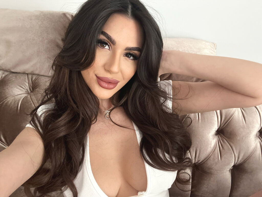 Mallorie webcam model profile image