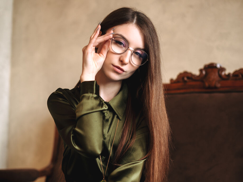 MelanieReids webcam model profile image