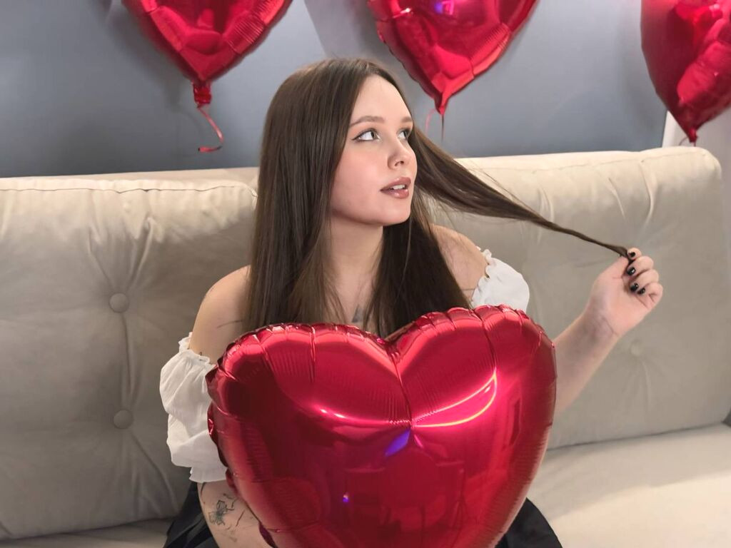 MollyClark webcam model profile image