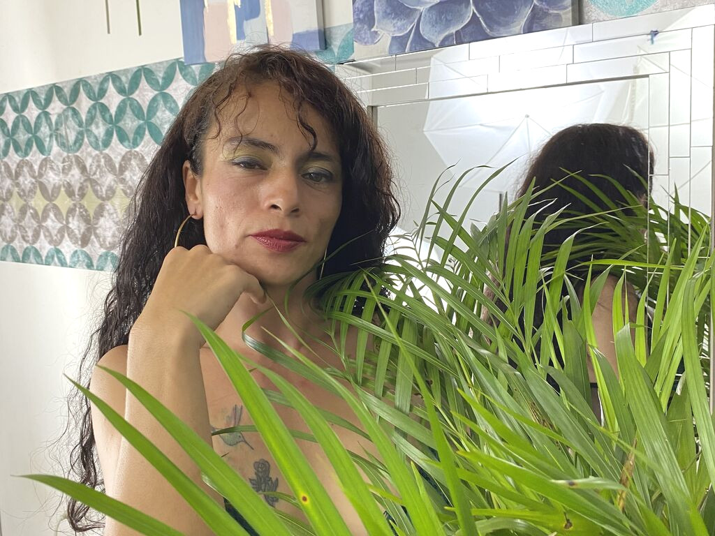 ScarletWolff LiveJasmin cam model preview