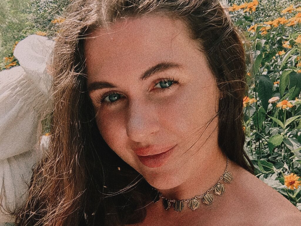 StefaFine webcam model profile image