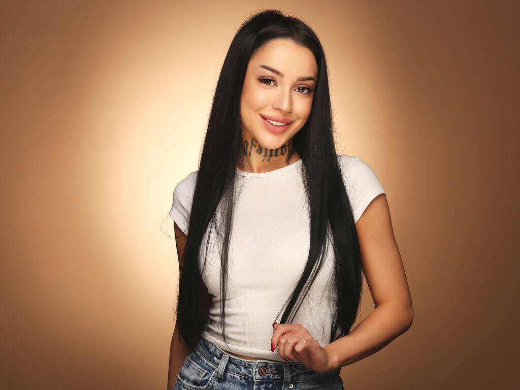 TheaLordes webcam model profile image