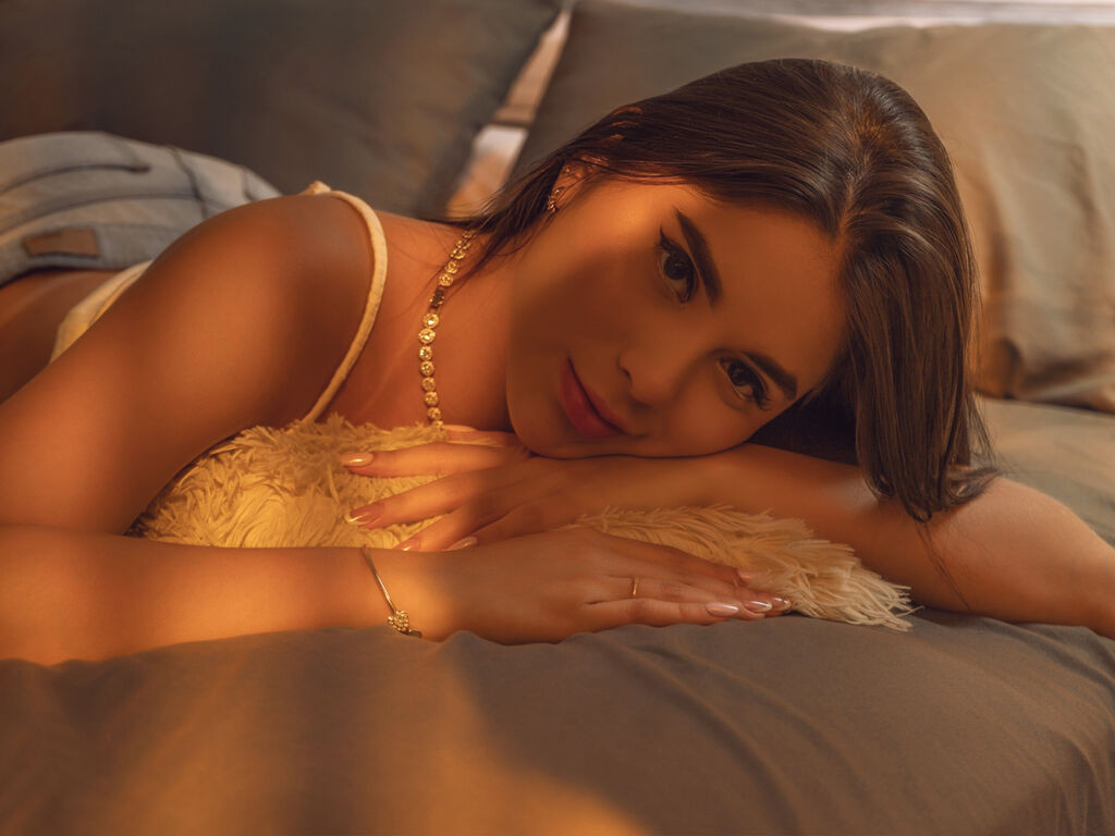 ValeryRouge webcam model profile image